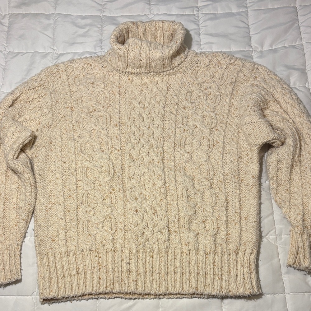 Lizsport Vintage Cozy Cable Knit Turtleneck Sweater